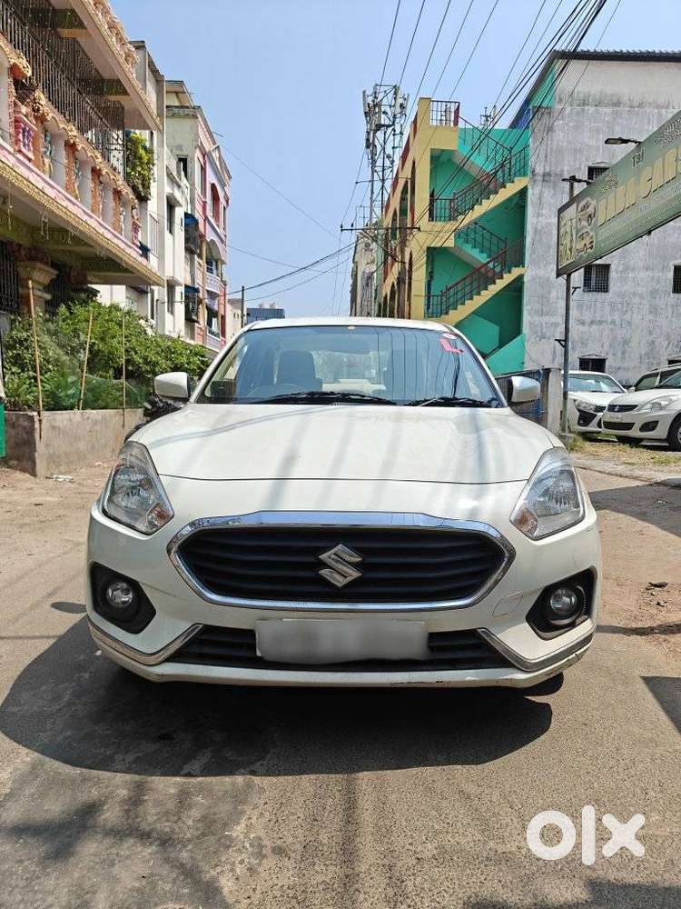 Maruti Suzuki Swift Dzire Zxi + Amt, 2018, Petrol