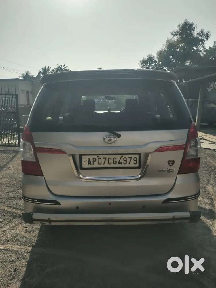 Toyota Innova 2.5 G 2015