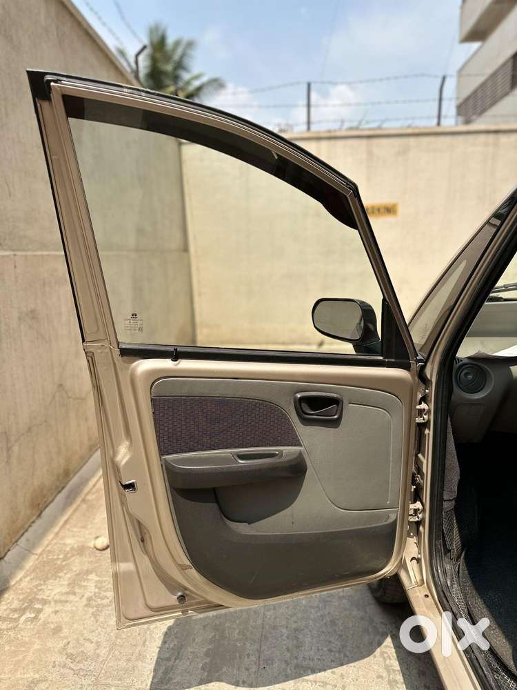 Tata Nano Xe, 2011, Petrol