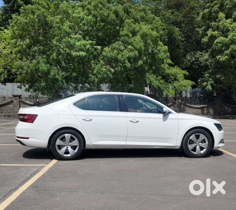 Skoda Superb Style 2.0 Tdi At, 2019, Diesel