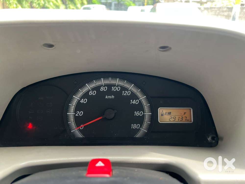 Maruti Suzuki Eeco 1.2 7 Str Std(o), 2022, Petrol