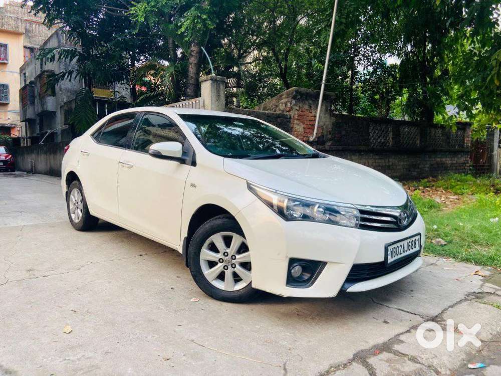 Toyota Corolla Altis 1.8g Limited, 2016, Petrol