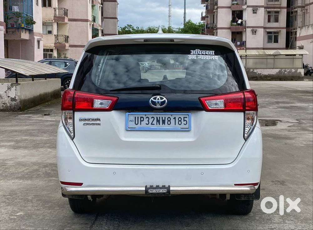 Toyota Innova Crysta [2020-ongoing] 2.4 Gx 7 Str, 2023, Diesel