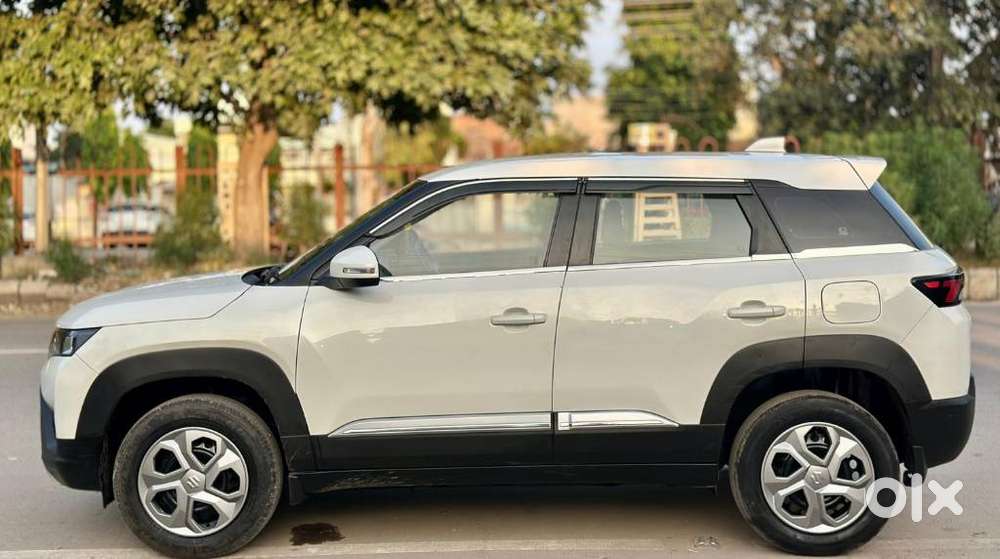 Maruti Suzuki Brezza 1.5 Vxi Smart Hybrid, 2022, Petrol