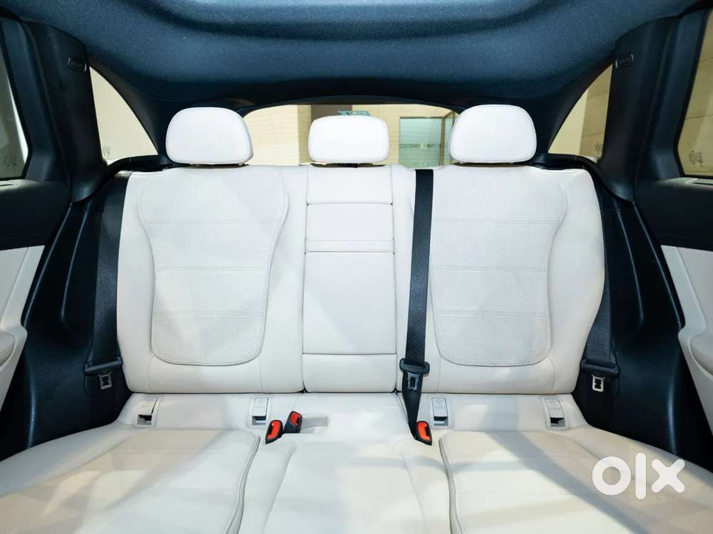 Mercedes-benz Glc, 2025, Petrol
