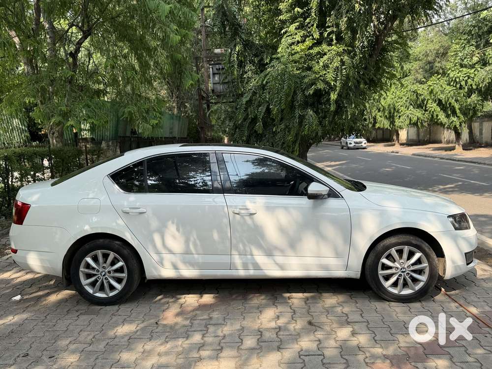 Skoda Octavia 2.0 Tdi Style Plus At, 2015, Diesel
