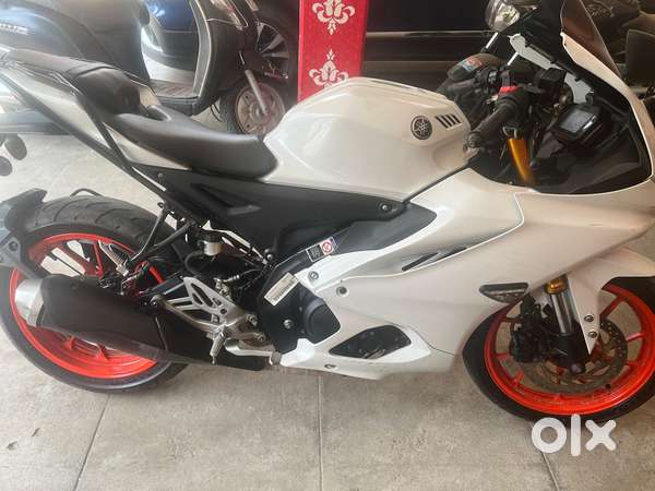 R15 V4 Urgent sale
