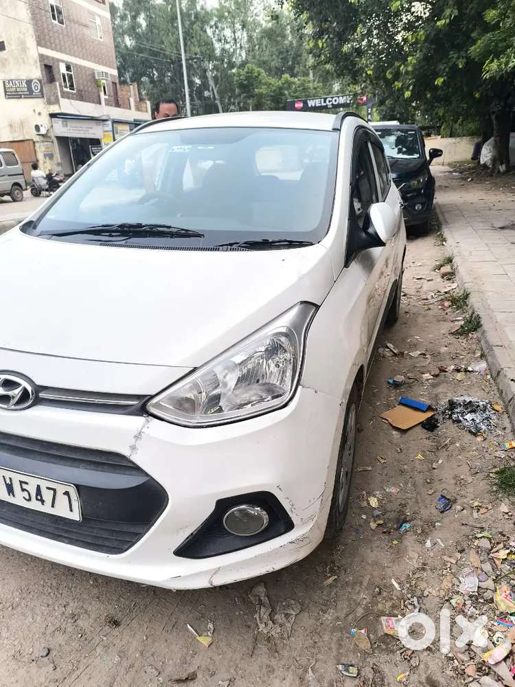 Hyundai Grand I10 Sportz 2015