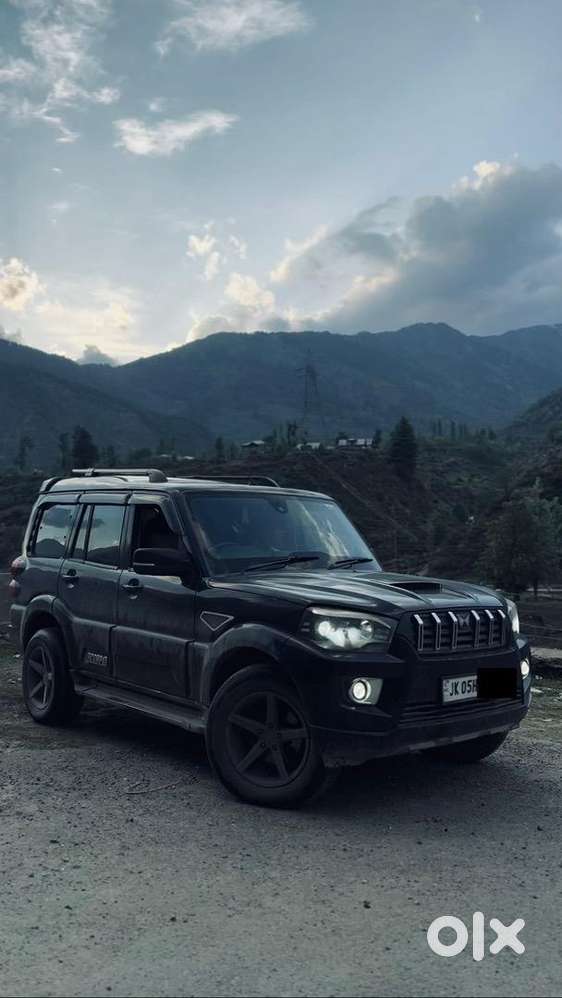 Mahindra Scorpio Classic 2019 S11