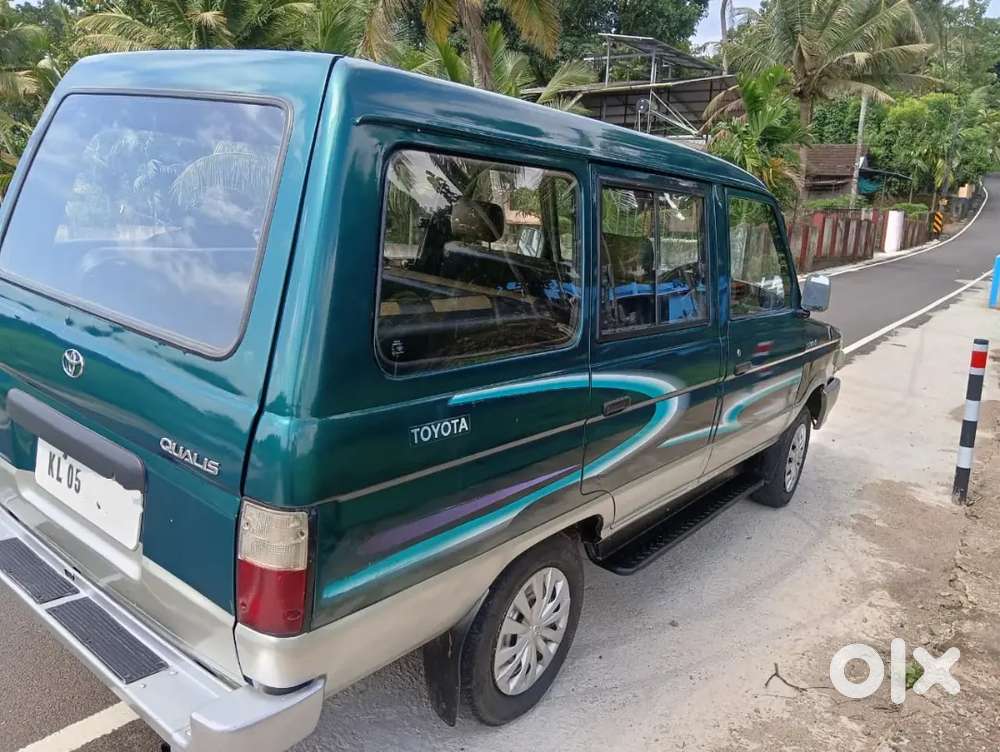 Toyota Qualis 2.4 D Fs 2001