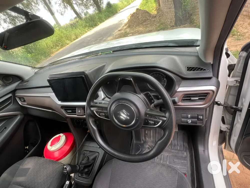 Maruti Suzuki Brezza 2025 Lxi Cng
