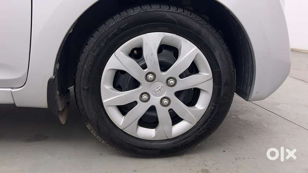 Hyundai Eon Magna +, 2015, Petrol