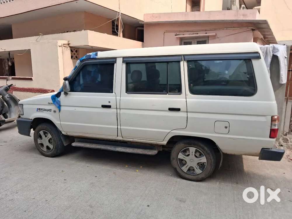 Toyota Qualis D2 2004