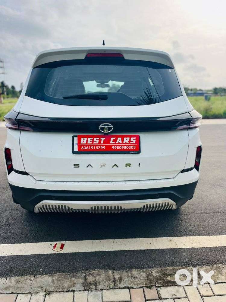 Tata Safari Accomplished Dual Tone At, 2023, Diesel