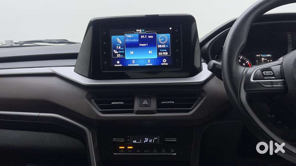 Maruti Suzuki Vitara Brezza 1.5 Zxi At, 2023, Petrol