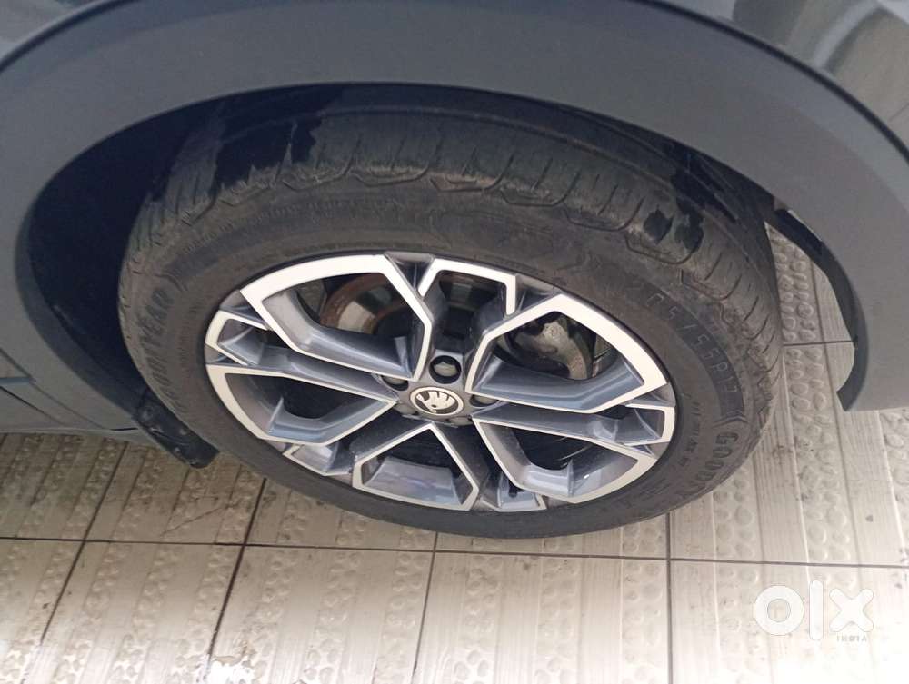 Skoda Kushaq 1.0 Tsi Style At, 2021, Petrol