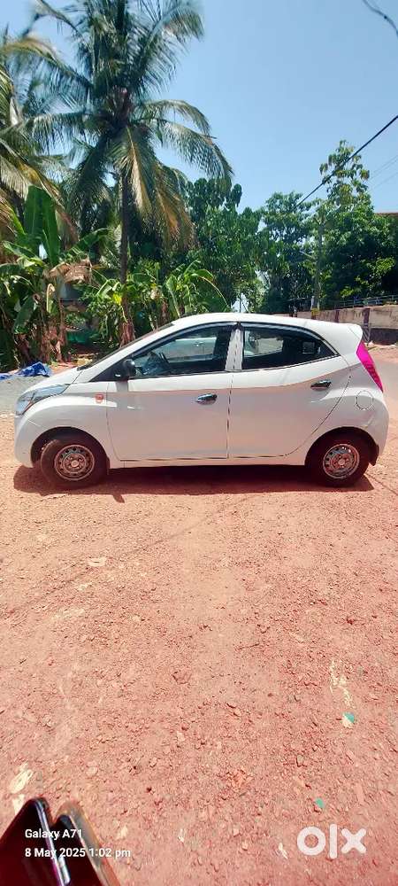 Hyundai Eon 2013 Petrol 67700 Km Driven