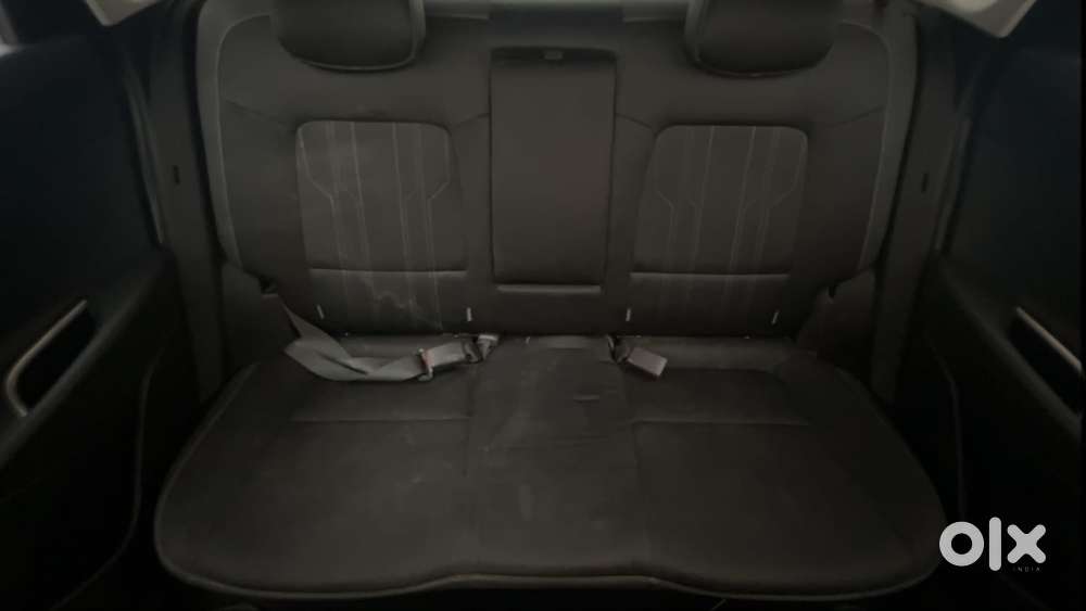 Hyundai New I20 1.2 Asta (o) Mt, 2022, Petrol