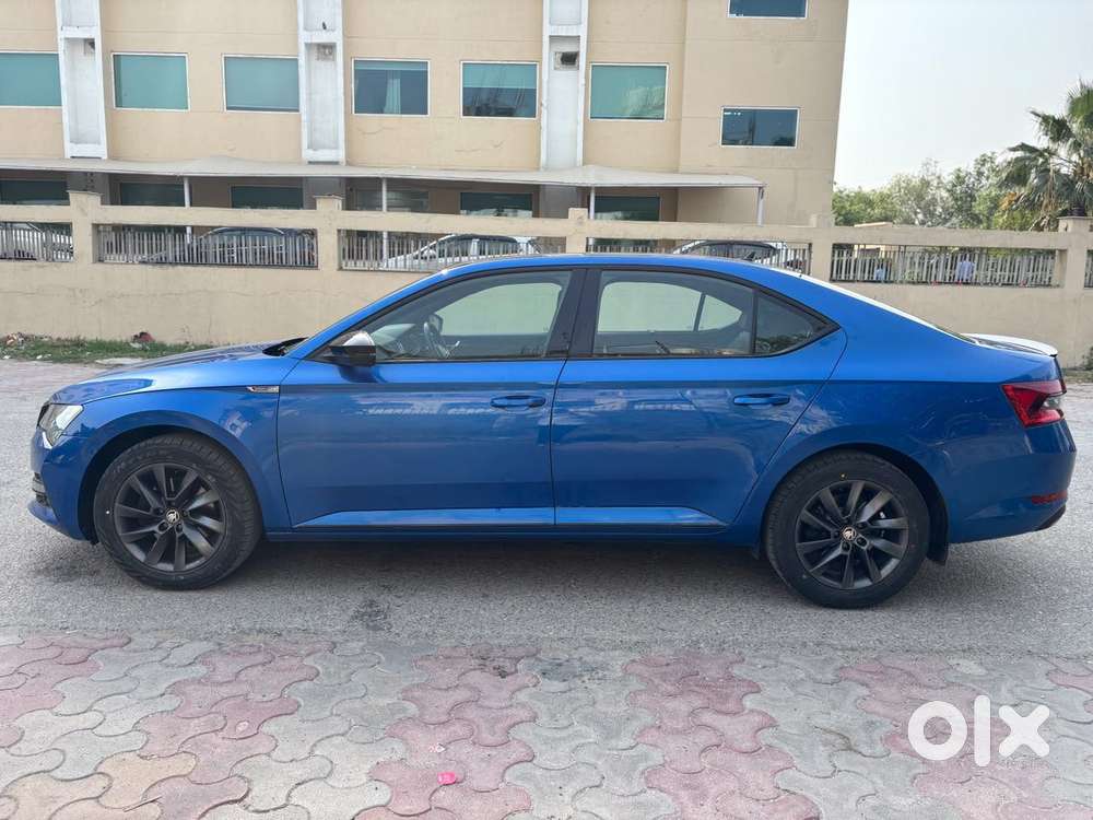 Skoda Superb Sportline 1.8 Tsi At, 2021, Petrol