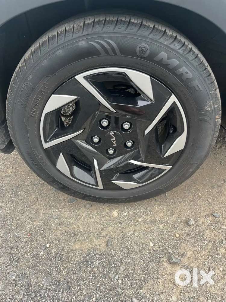 Kia Sonet Aurochs 2026 Manual Petrol