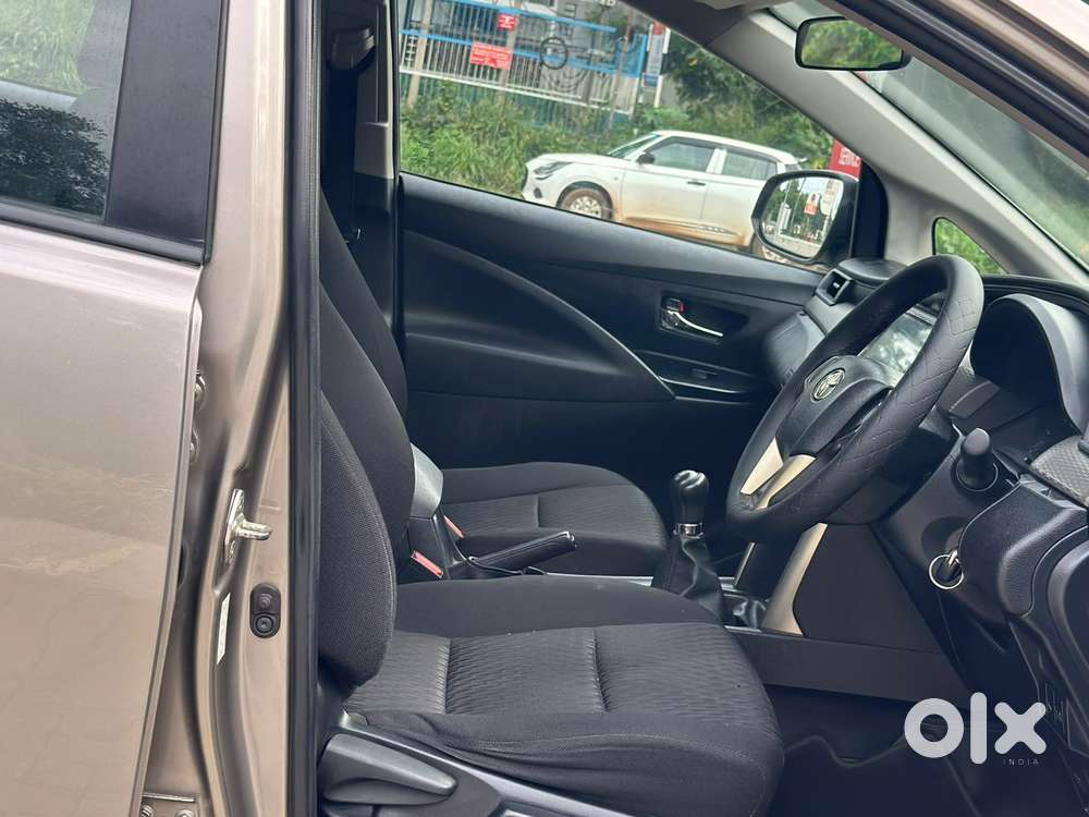 Toyota Innova Crysta 2.4 G Mt 7 Str, 2018, Diesel