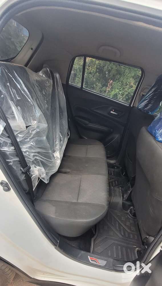 Maruti Suzuki Swift 1.2 Vxi (o), 2024
