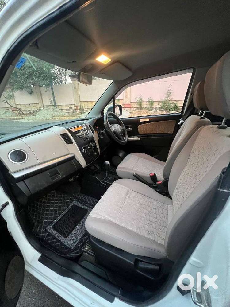 Maruti Suzuki Wagon R Vxi Amt1.2, 2016, Cng & Hybrids