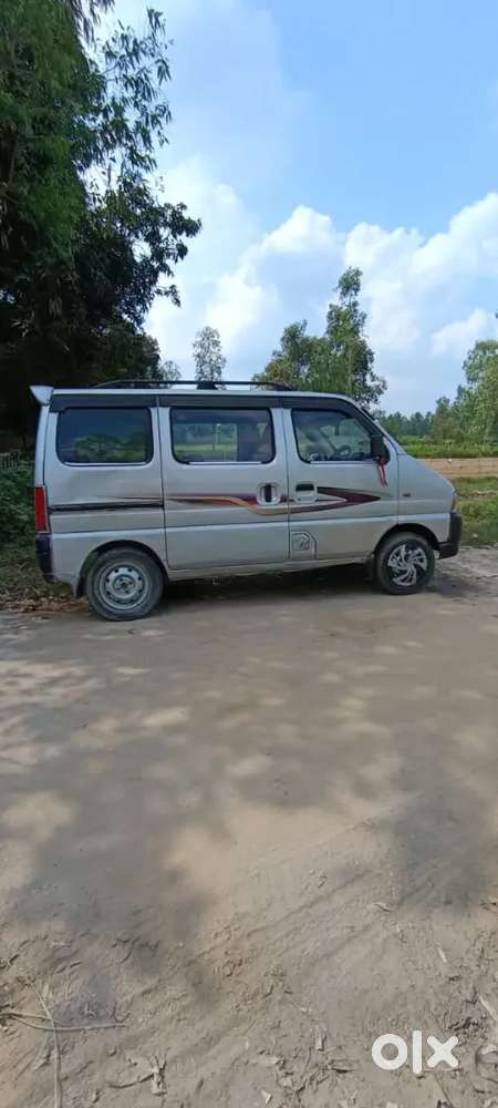 Maruti Suzuki Eeco 2010 Cng & Hybrids 100000 Km Driven
