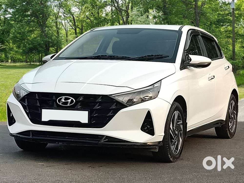 Hyundai I20 Asta (o) 1.2 Ivt, 2023, Petrol