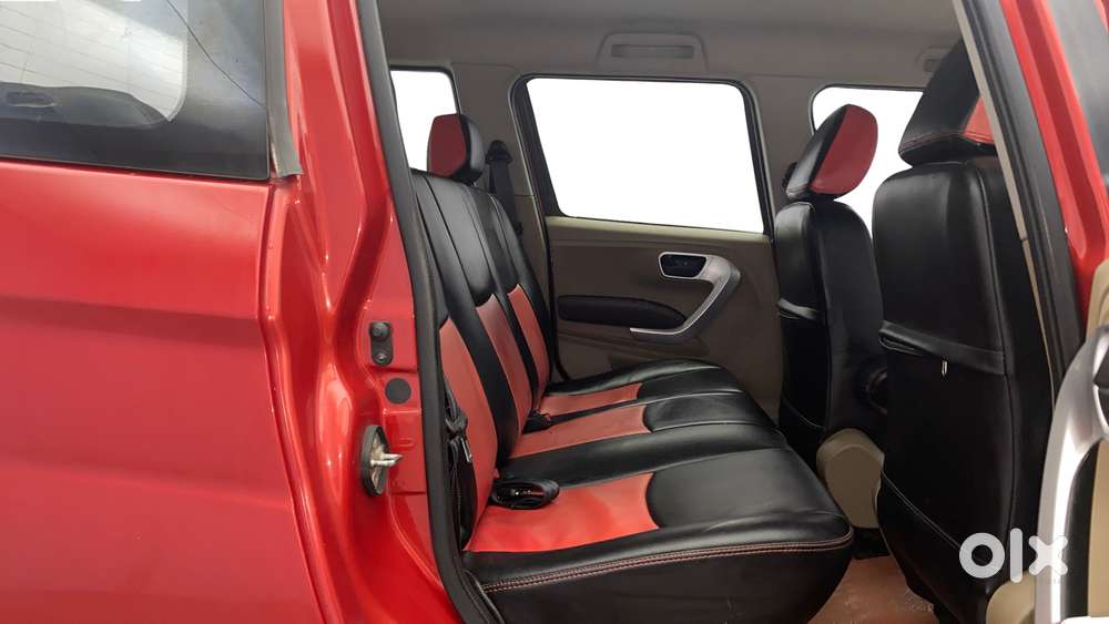 Mahindra Tuv 300 Mhawk100 T8, 2017, Diesel