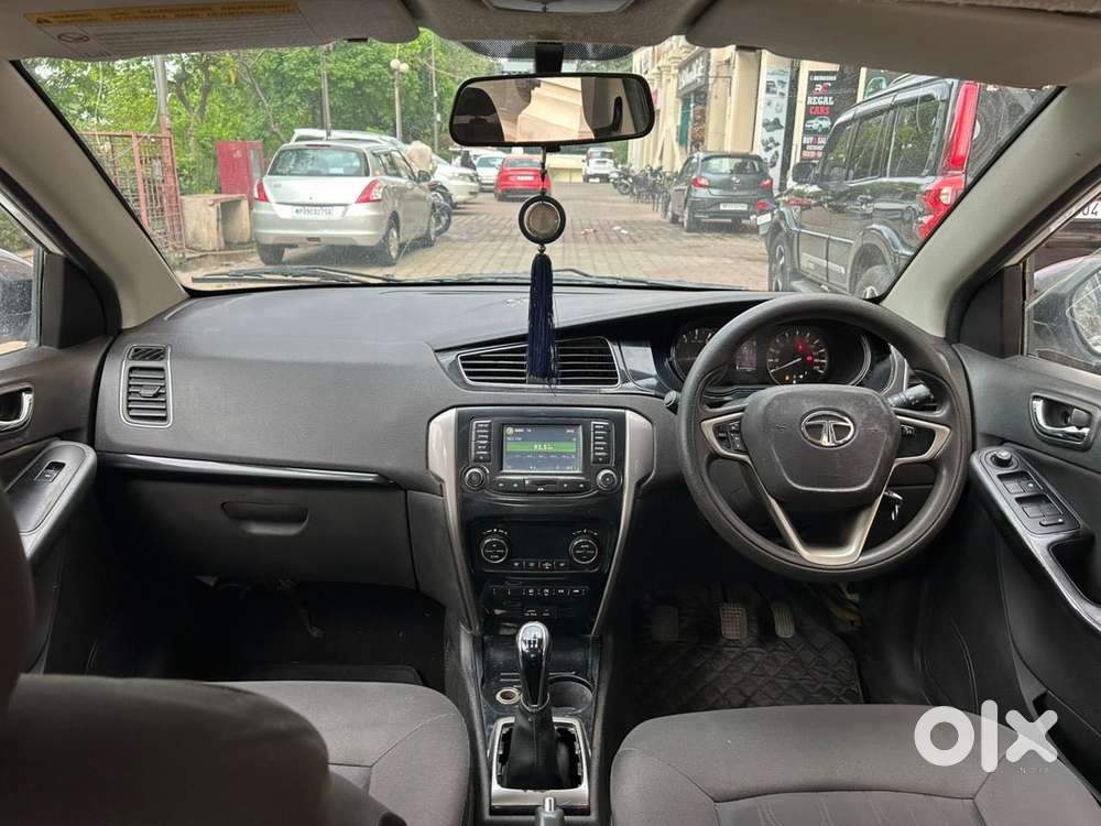 Tata Bolt Revotron Xt, 2016, Petrol