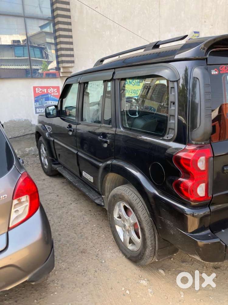 Mahindra Diesel Car 2020