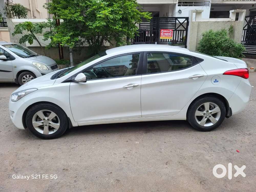Only 50,000 Kms Hyundai Elantra Sx Diesel Crdi 2015