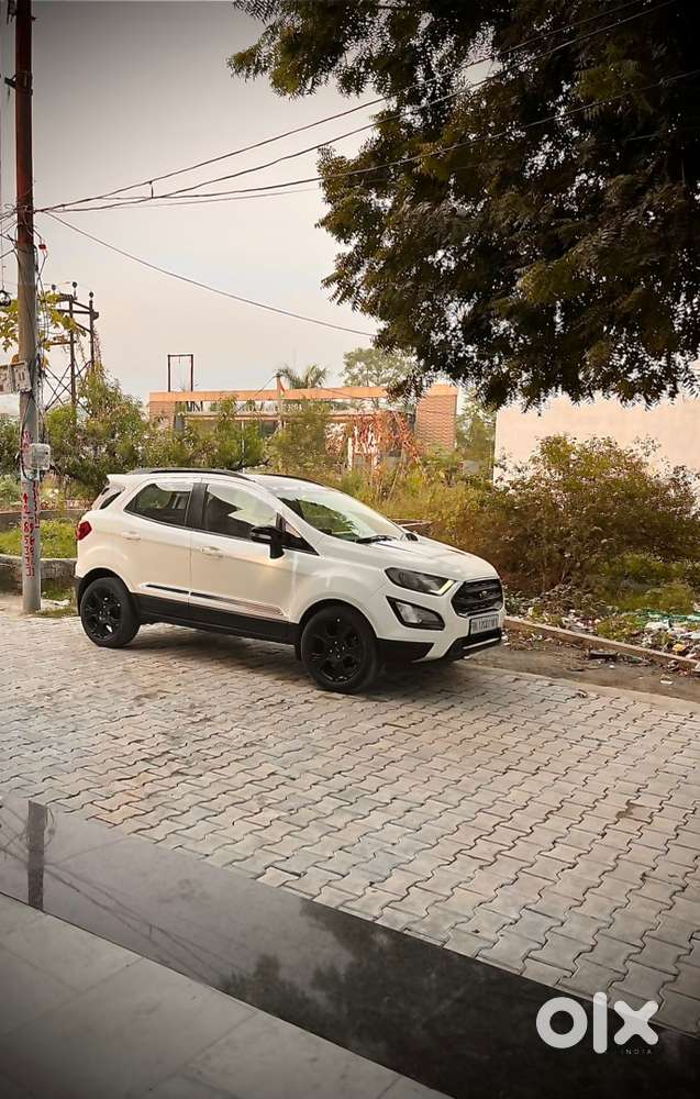 Ford Ecosport 2019 Km Driven Top Model With Sunroof
