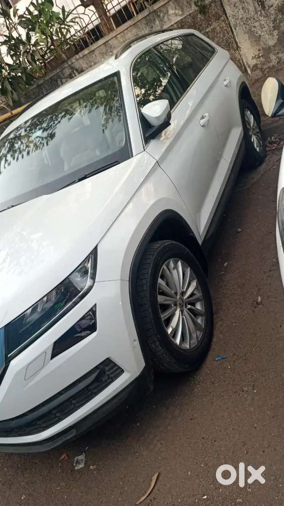 New Tyres Pearl White Sunroof Diesel Auto