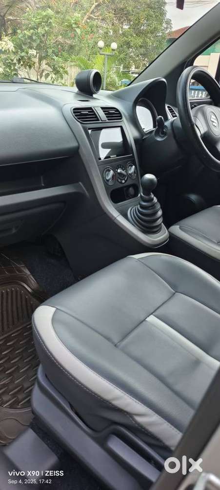 Maruti Suzuki Ritz Vxi, 2012, Petrol