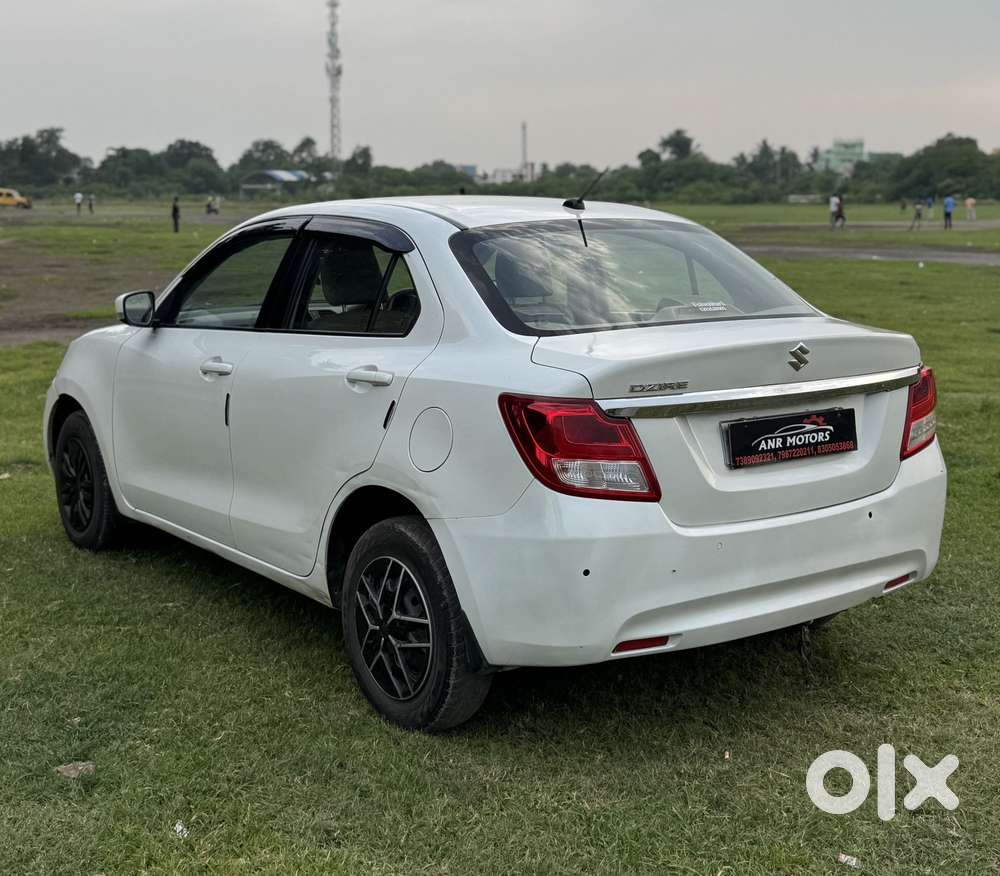 Maruti Suzuki Swift Dzire 1.2 Vxi Bsiv, 2022, Petrol