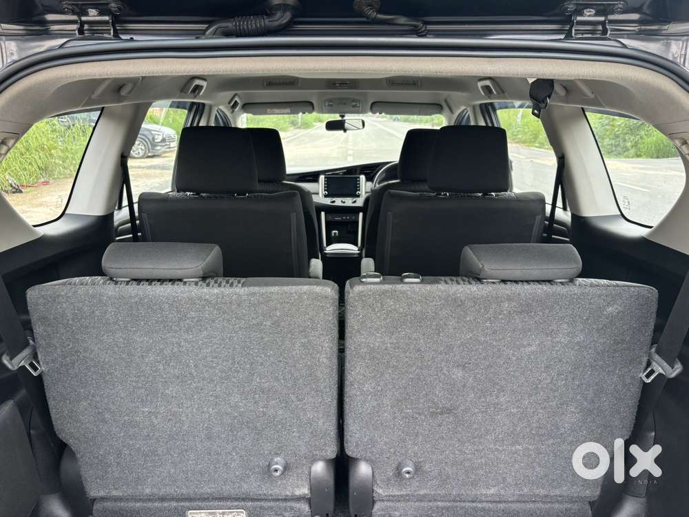 Toyota Innova Crysta 2.4 Gx Limited Edition At 7 Str, 2022, Diesel