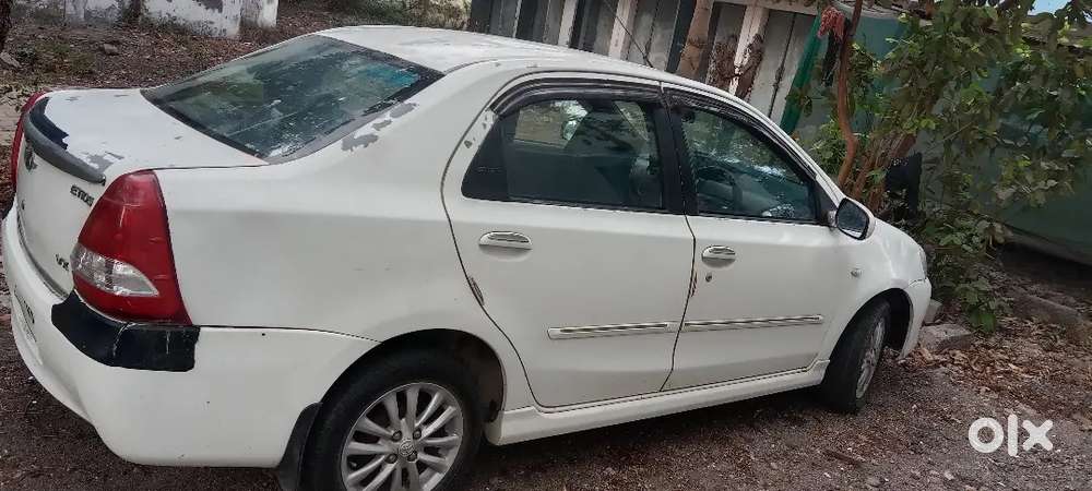 Toyota Etios 2011 Petrol Well Maintained