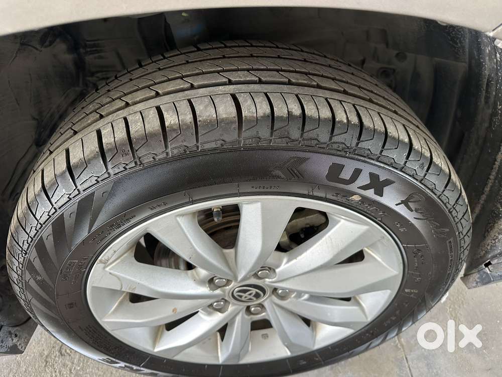 Toyota Innova Hycross 2.0 Vx Hybrid 7 Str, 2023, Petrol