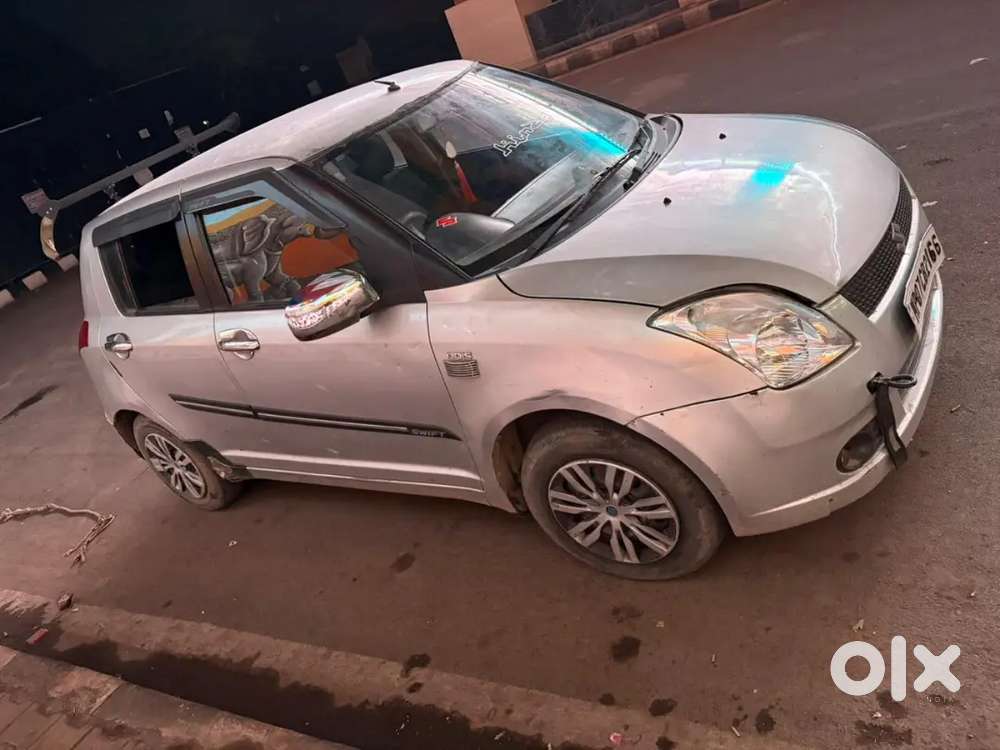 A 2009 Model Swift Car