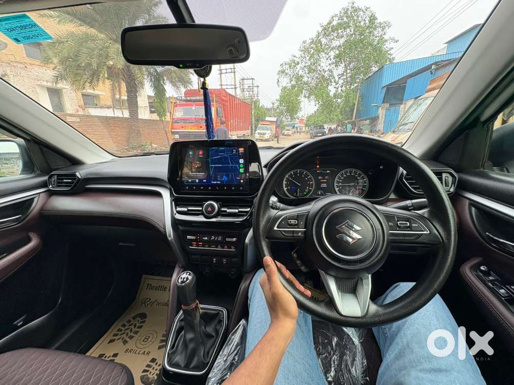Maruti Suzuki Vitara Petrol Manual 2025