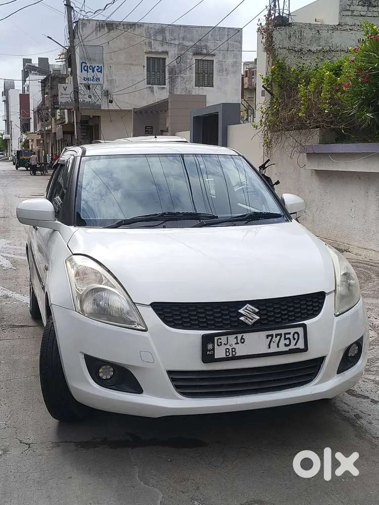Maruti Suzuki Swift 2013 Cng & Hybrids Well Maintained