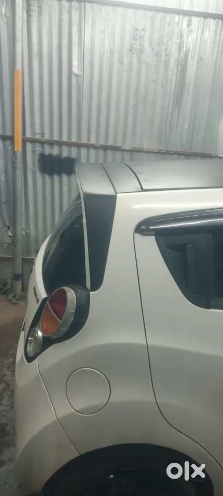 2010 Chevrolet Beat Petrol Manual Car