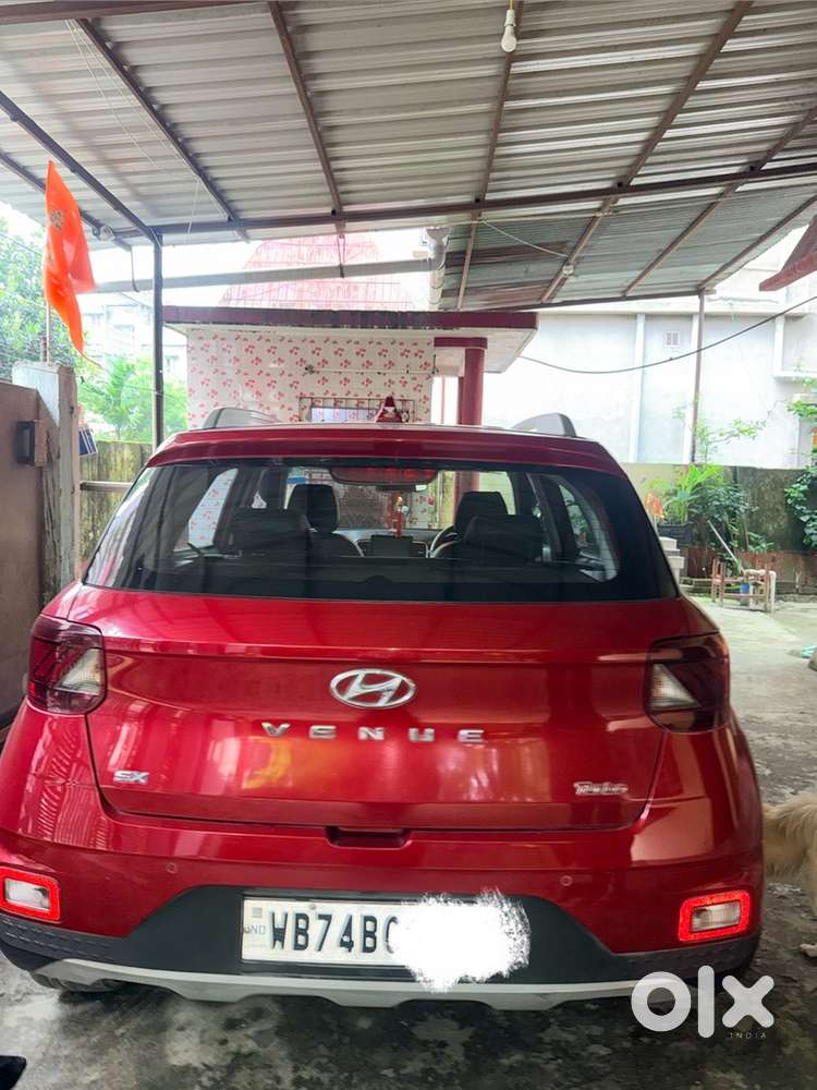 Hyundai Venue Model 2020 Petrol Car
