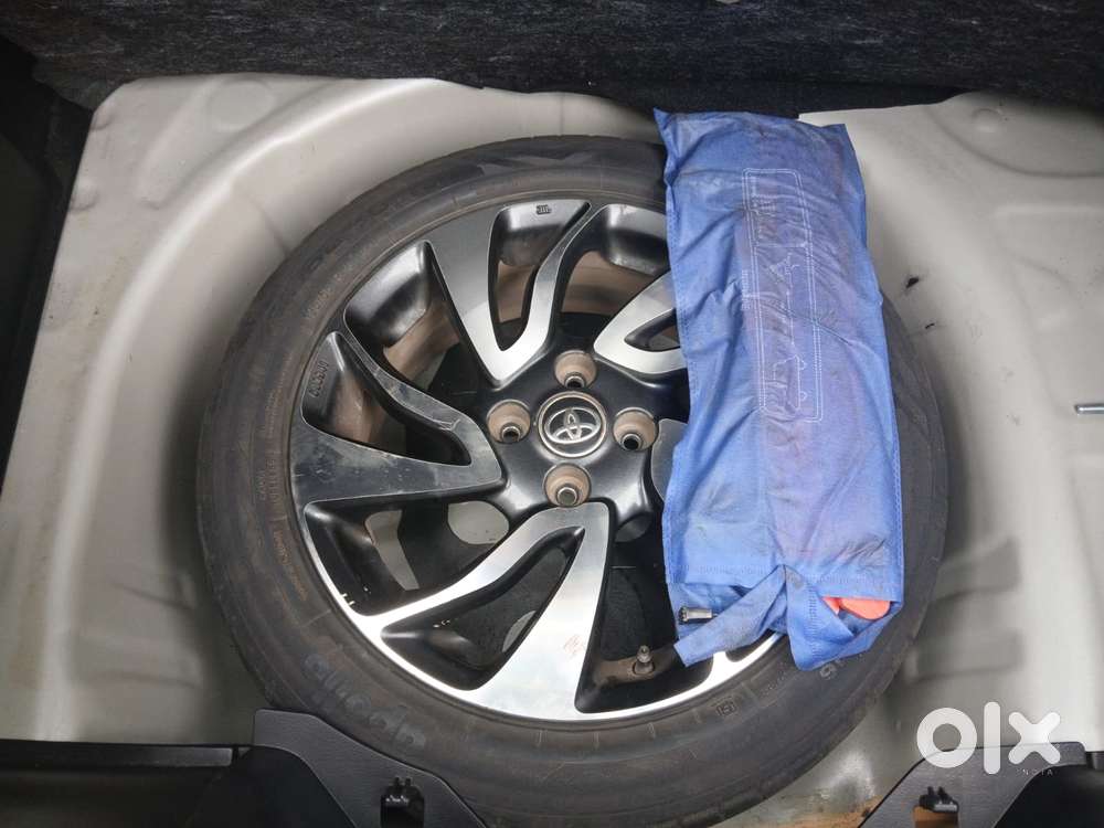Toyota Glanza 1.2 V, 2022, Petrol