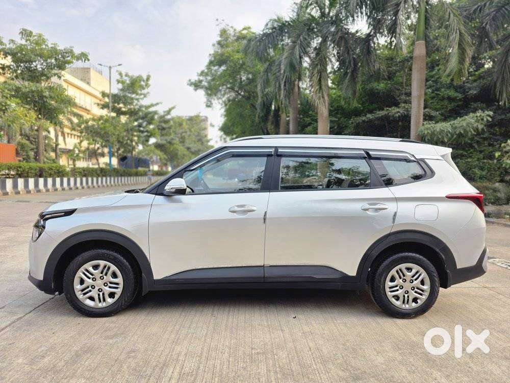 Kia Carens 1.5 Prestige 7 Str, 2023, Petrol