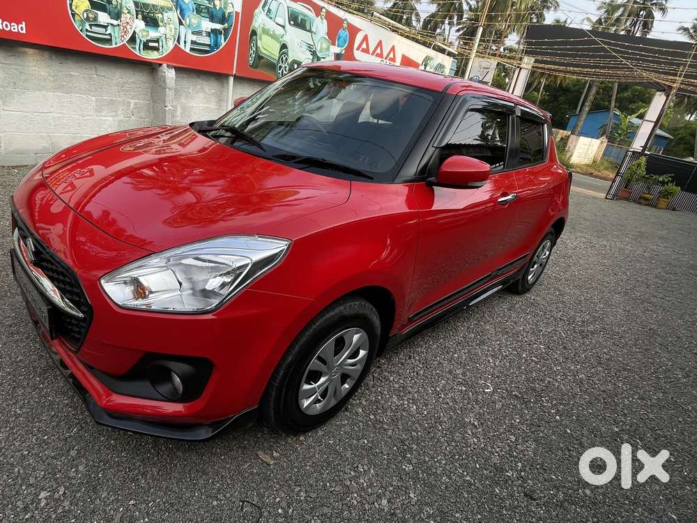 Maruti Suzuki Swift Vxi + Manual, 2023, Petrol