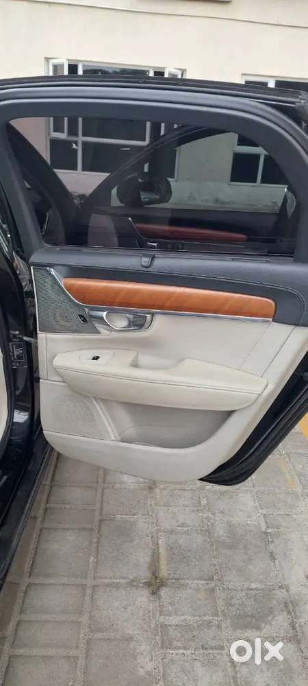Volvo S90 2018 Diesel 105000 Km Driven