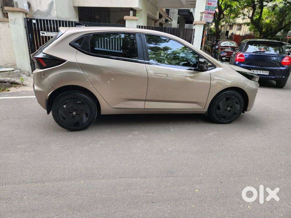 Tata Altroz Creative S, 2025, Petrol